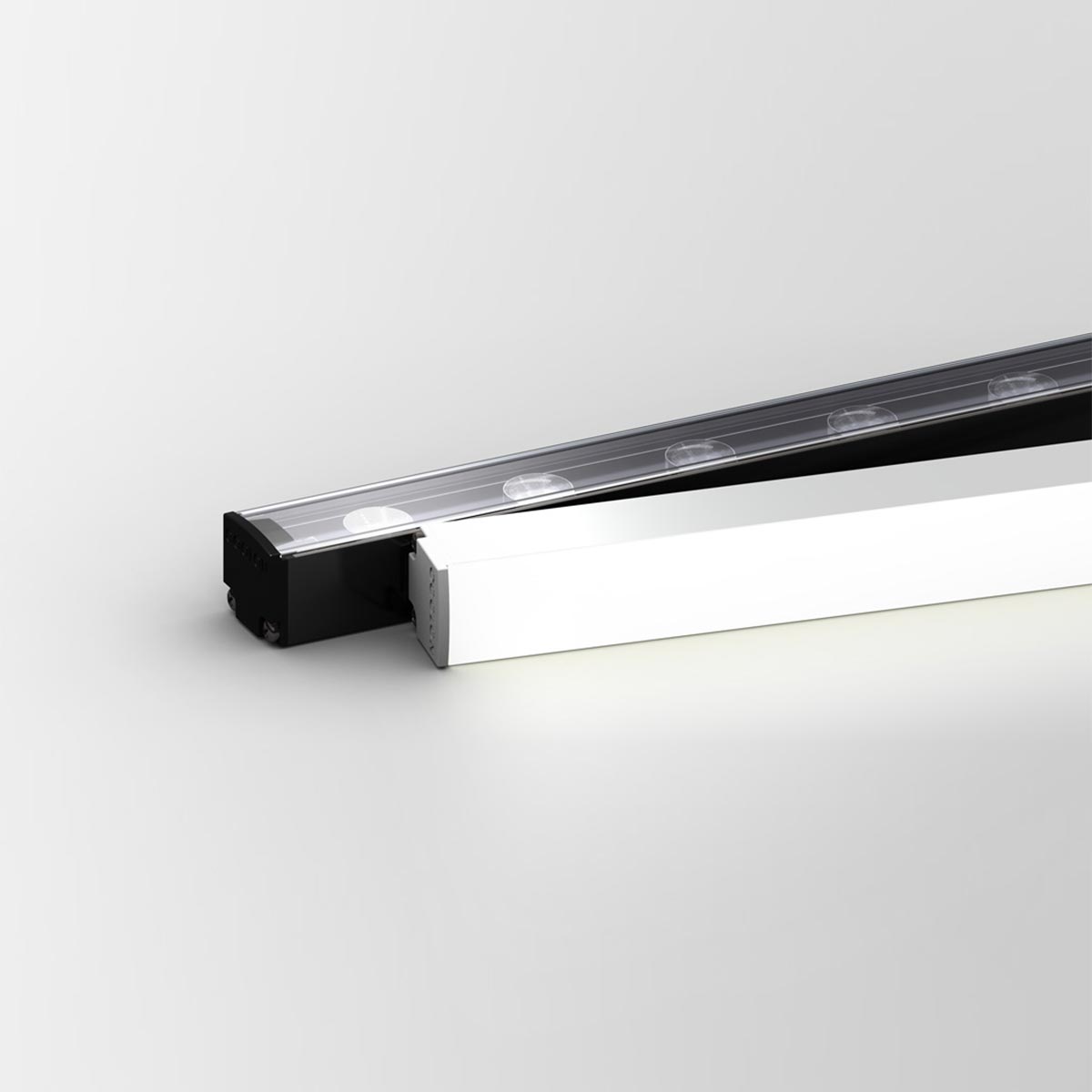 Aris – Compact Medium Power LED Linear Floodlight with Optical Control